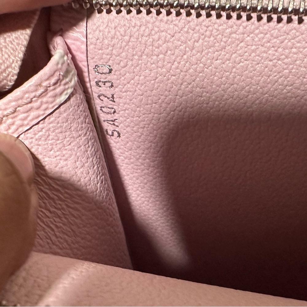 🎈SOLD🎈Louis Vuitton Toiletry 26 escale pochette - Picture 6 of 6